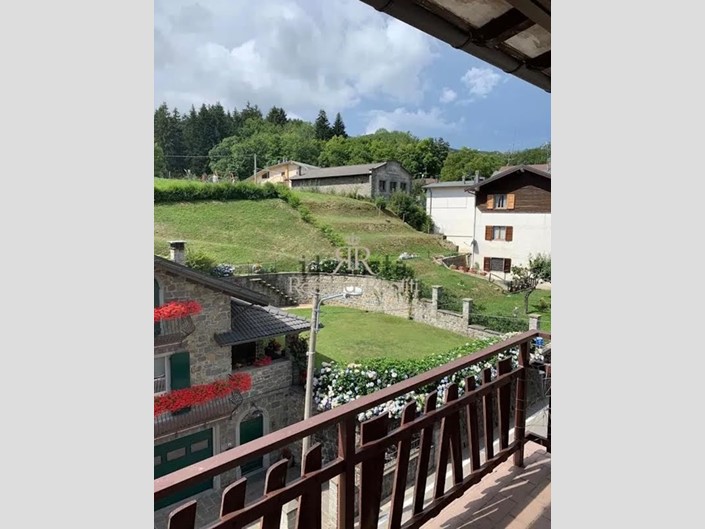 Trilocale in Vendita a Pievepelago, 70'000&euro;, 75 m²