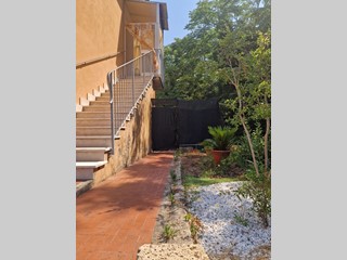 Appartamento in Vendita a Casciana Terme Lari, zona Lari, 145'000&euro;, 140 m²