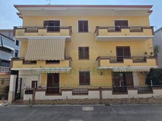 Quadrilocale in Vendita a San Nicola la Strada, 148'000&euro;, 137 m²