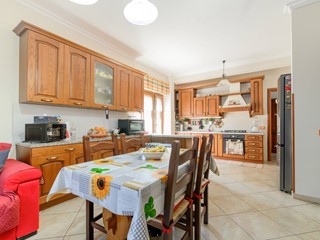 Appartamento in Vendita a Mentana, 259'000&euro;, 167 m²