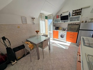 Quadrilocale in Vendita a Genova, 79'000&euro;, 55 m²