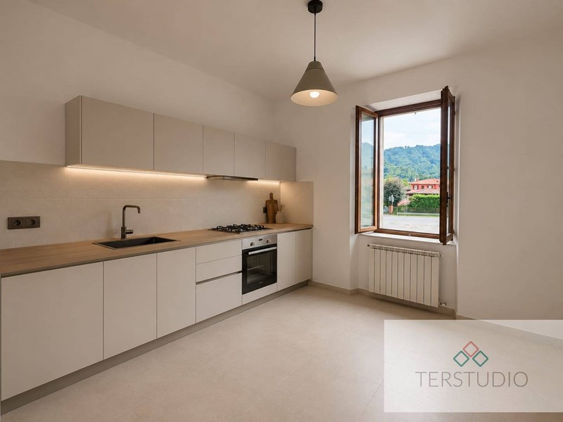 Trilocale in Vendita a Pontida, 135'000&euro;, 100 m²