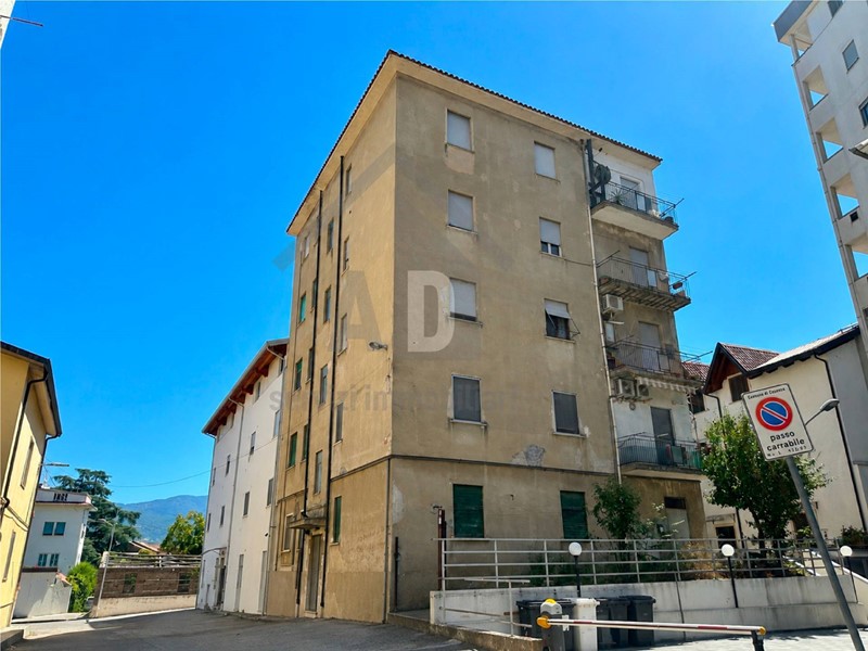 Bilocale in Vendita a Cosenza, 35'000&euro;, 50 m²