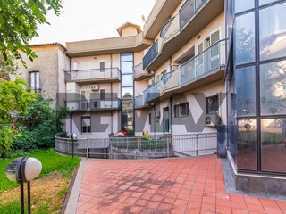 Appartamento in Vendita a Paternò, 119'000&euro;, 100 m²