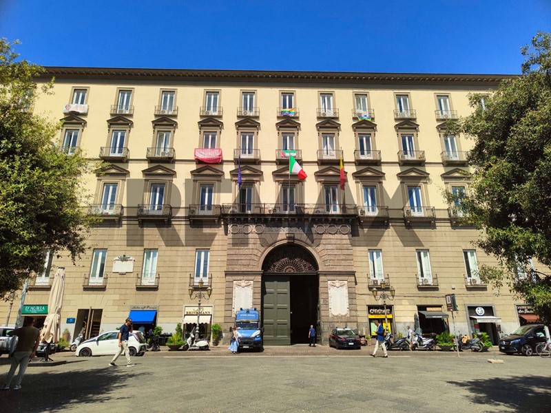 Bilocale in Vendita a Napoli, 350'000&euro;, 60 m²