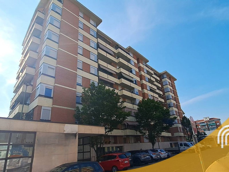 Trilocale in Vendita a Torino, 219'000&euro;, 75 m²