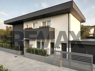 Trilocale in Vendita a Capriate San Gervasio, 285'000&euro;, 123 m²
