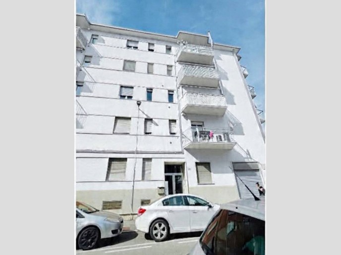 Bilocale in Vendita a Bergamo, 125'000&euro;, 60 m²