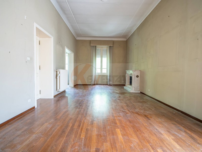 Appartamento in Vendita a Sassari, 590'000&euro;, 407 m²