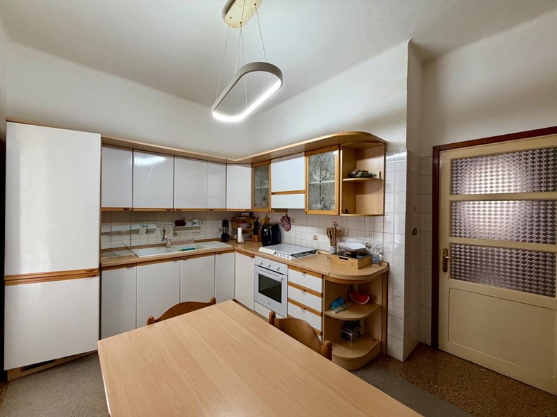Quadrilocale in Affitto a Albenga, 850&euro;, 120 m²
