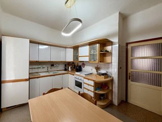 Quadrilocale in Affitto a Albenga, 850&euro;, 120 m²