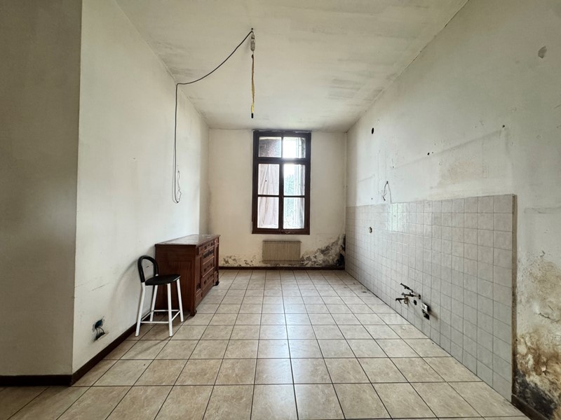 Quadrilocale in Vendita a Noventa Vicentina, 60'000&euro;, 90 m²
