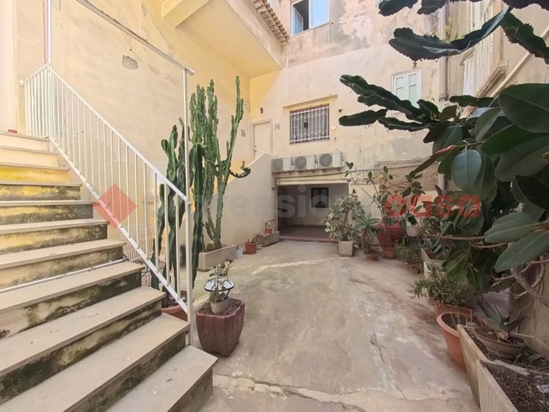 Appartamento in Vendita a Siracusa, 580'000&euro;, 167 m²