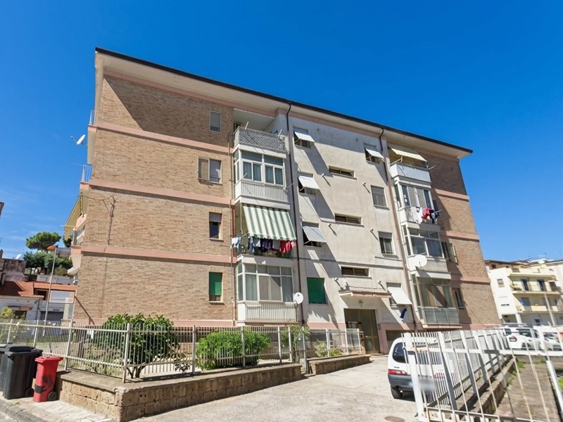 Quadrilocale in Vendita a Sessa Aurunca, 125'000&euro;, 135 m²