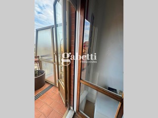 Attico in Vendita a Torino, 159'000&euro;, 70 m²