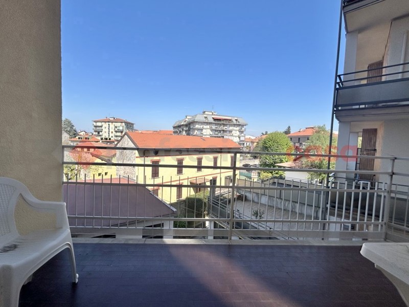 Trilocale in Vendita a Arona, 200'000&euro;, 94 m²