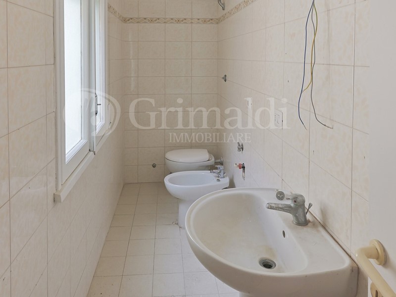 Quadrilocale in Vendita a Roma, 358'000&euro;, 100 m²
