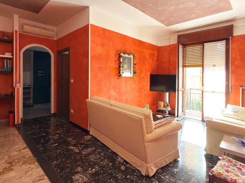 Trilocale in Vendita a Reggio Emilia, zona Circonvallazione, 127'000&euro;, 80 m², arredato, con Box