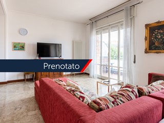 Quadrilocale in Vendita a Cesena, zona Centrale, 189'000&euro;, 103 m², arredato