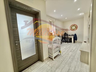 Quadrilocale in Vendita a Siracusa, zona Panagia, 98'000&euro;, 100 m²
