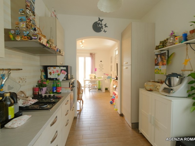 Appartamento in Vendita a Mioglia, 65'000&euro;, 100 m²