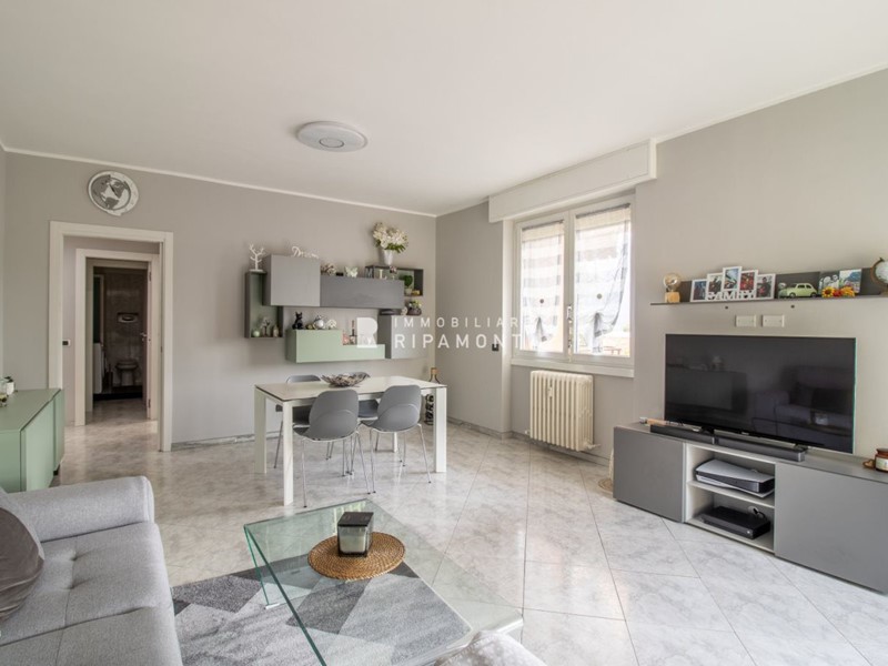 Quadrilocale in Vendita a Pescate, 250'000&euro;, 140 m²