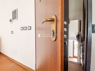 Bilocale in Vendita a Lecco, 90'000&euro;, 70 m²