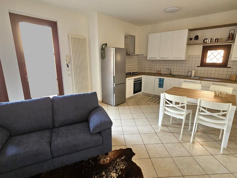 Trilocale in Affitto a Montelupo Fiorentino, 1'100&euro;, 75 m², arredato, con Box