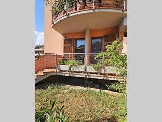 Trilocale in Affitto a Montelupo Fiorentino, 1'100&euro;, 75 m², arredato, con Box