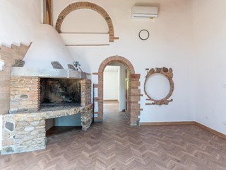 Bilocale in Vendita a Castelfiorentino, 87'000&euro;, 54 m²