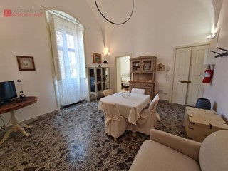 Trilocale in Affitto a Lecce, 700&euro;, 94 m², arredato