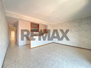 Trilocale in Vendita a Catania, 78'000&euro;, 90 m²