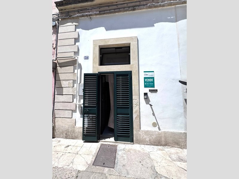 Bilocale in Vendita a Galatina, 59'000&euro;, 77 m²