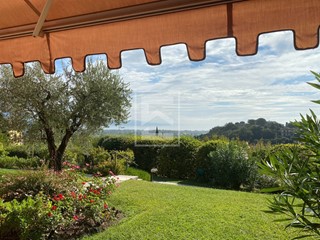 Trilocale in Vendita a Soiano Del Lago, 479'000&euro;, 94 m²