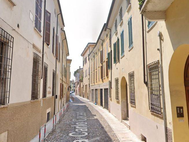 Trilocale in Vendita a Mantova, 130'000&euro;, 120 m²