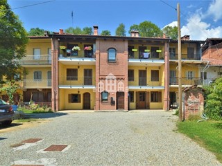 Monolocale in Vendita a Castellamonte, 129'000&euro;, 85 m²