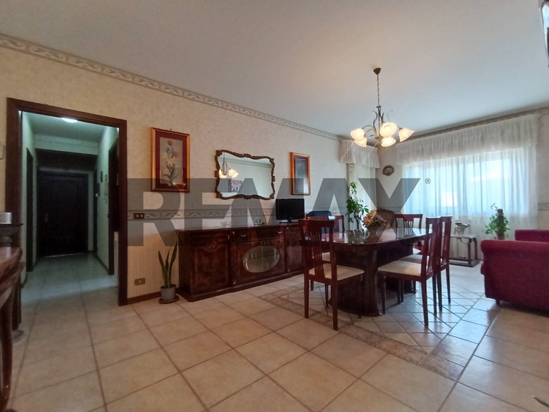 Quadrilocale in Vendita a Tremestieri Etneo, 185'000&euro;, 139 m²