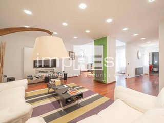 Appartamento in Vendita a Pordenone, 380'000&euro;, 200 m²