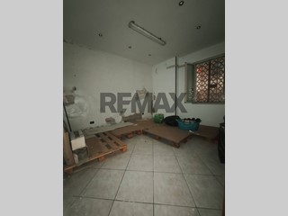 Trilocale in Vendita a Palermo, 77'000&euro;, 57 m²