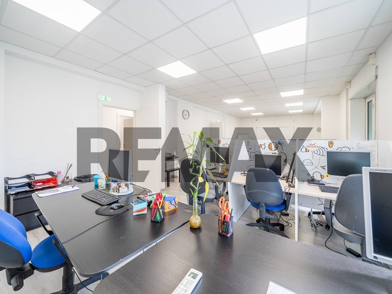 Appartamento in Vendita a Roma, 309'000&euro;, 132 m²