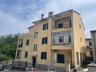 Trilocale in Vendita a Colleferro, 89'000&euro;, 65 m²
