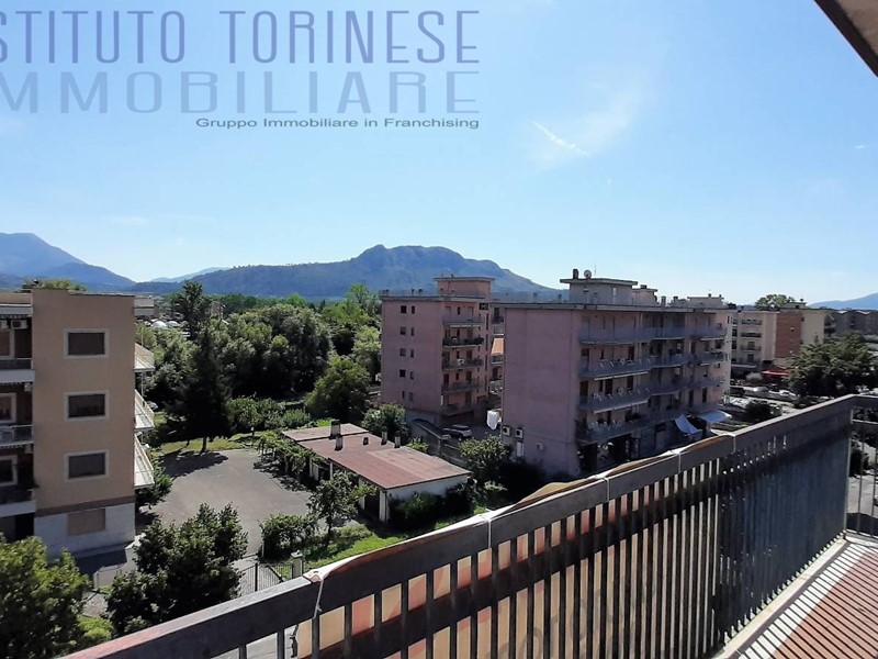 Appartamento in Affitto a Cassino, 1'000&euro;, 145 m²