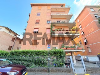 Appartamento in Affitto a Parma, 1'300&euro;, 100 m²
