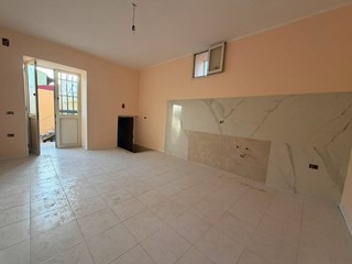 Trilocale in Affitto a Maddaloni, 450&euro;, 82 m²