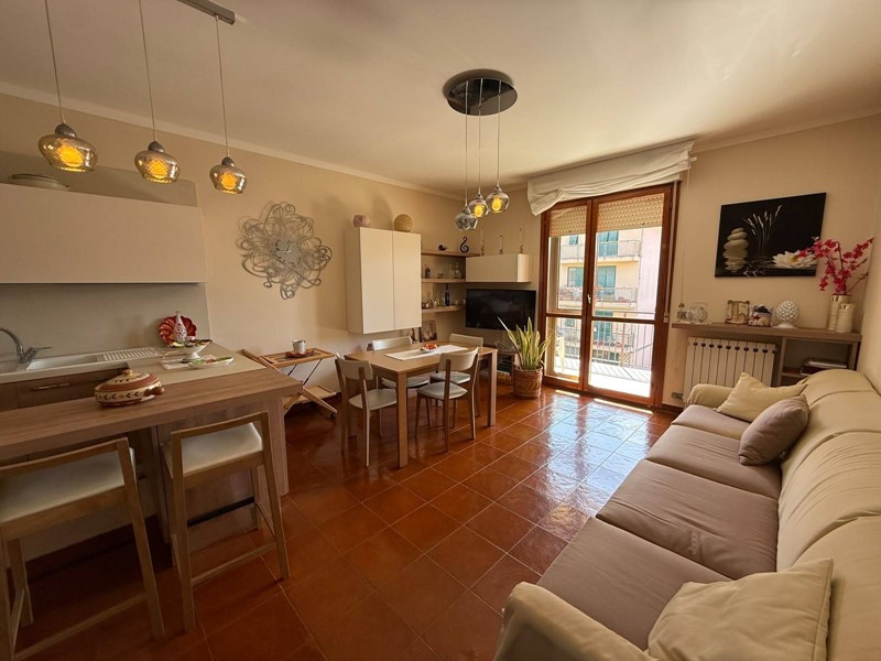 Trilocale in Affitto a Albenga, 750&euro;, 75 m²