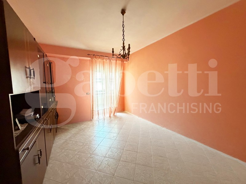 Quadrilocale in Vendita a Dragoni, 128'000&euro;, 135 m²