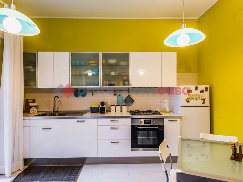 Trilocale in Affitto a Aci Castello, 900&euro;, 116 m², arredato