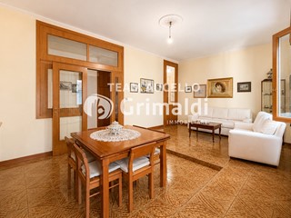Quadrilocale in Vendita a Salerno, 650'000&euro;, 130 m²
