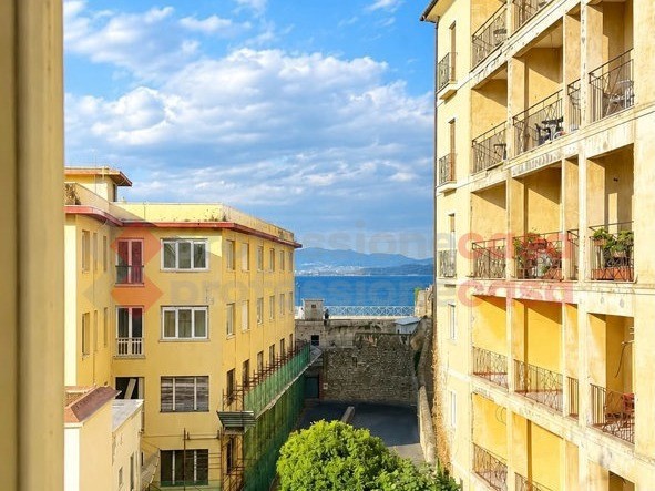 Monolocale in Vendita a Gaeta, 133'000&euro;, 37 m², arredato