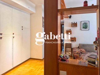 Trilocale in Vendita a Roma, 259'000&euro;, 86 m²